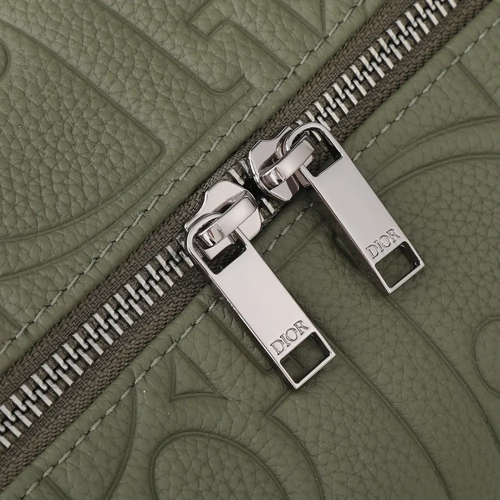 Dior Men Weekender 40 Khaki Dior Gravity Leather and Khaki Grained Calfskin - image 9