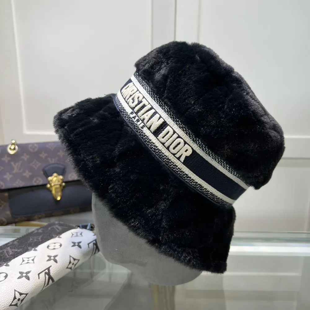 Dior Unisex D-Bobby Cannage Small Brim Bucket Hat Black Shearling - image 6