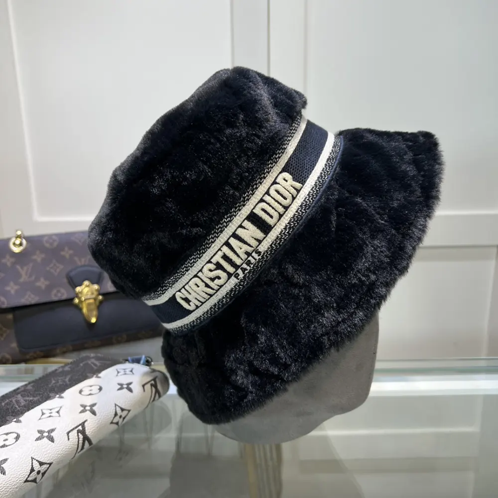 Dior Unisex D-Bobby Cannage Small Brim Bucket Hat Black Shearling - image 4