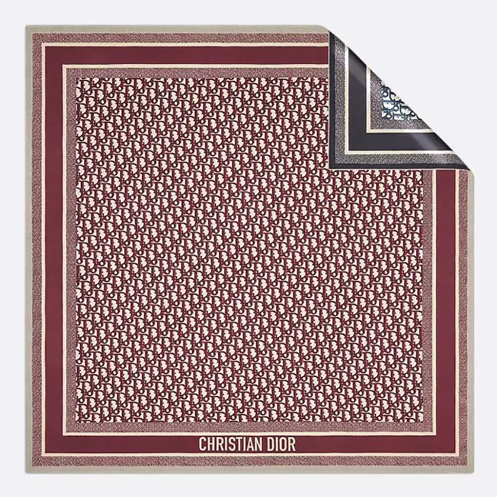Close-up of Dior Unisex Dior Oblique Diortwin 90 Square Scarf silk texture