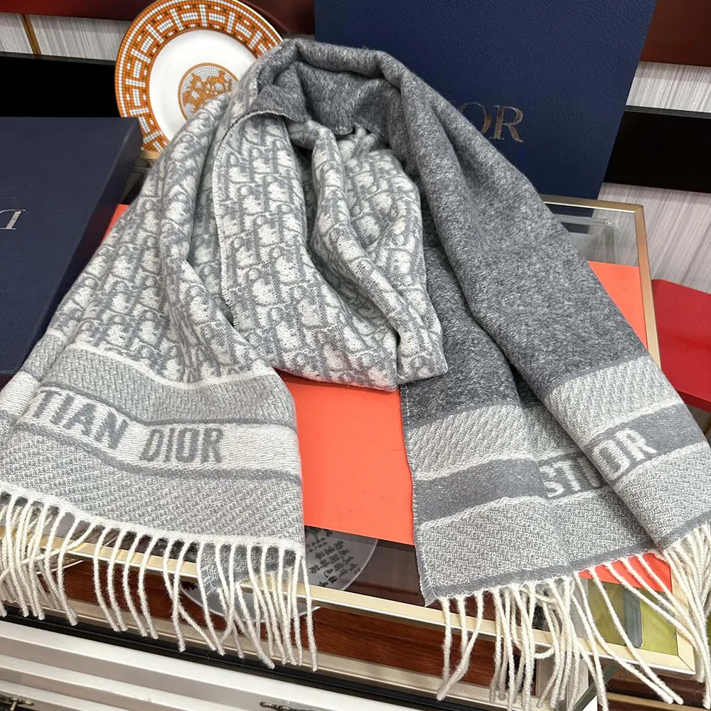 Dior Unisex Oblique Scarf Ecru and Gray Cashmere - image 7