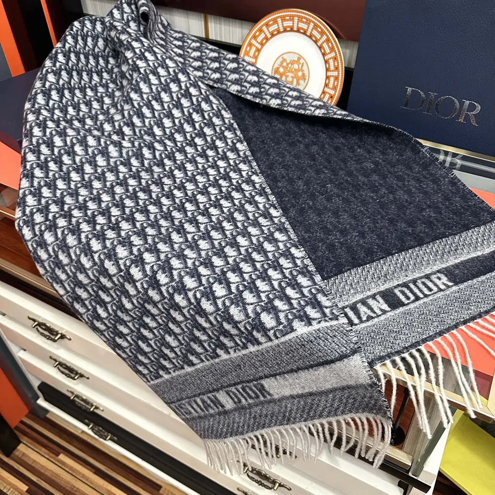 Dior Unisex Oblique Scarf Ecru and Navy Blue Cashmere - image 8