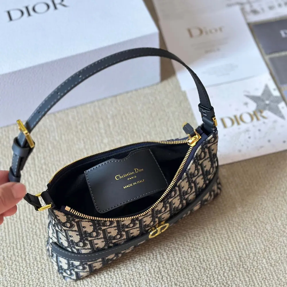 Dior Women 30 Montaigne Cigale Mini Bag Blue Dior Oblique Jacquard - image 4