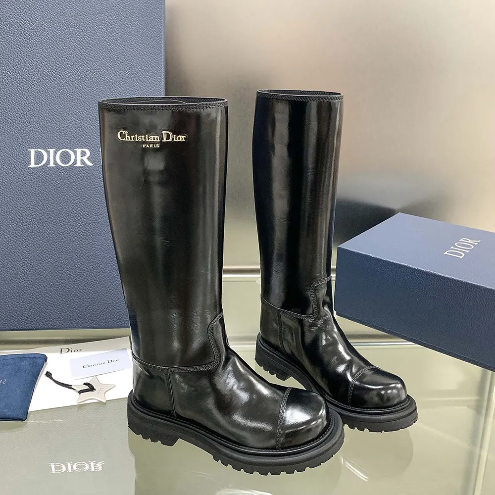 Rear angle highlighting zipper closure on Dior Women Diorebel Boot Black