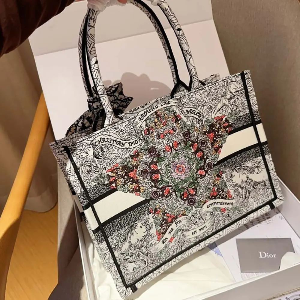Dior Women Medium Dior Book Tote Latte Embroidery - image 5