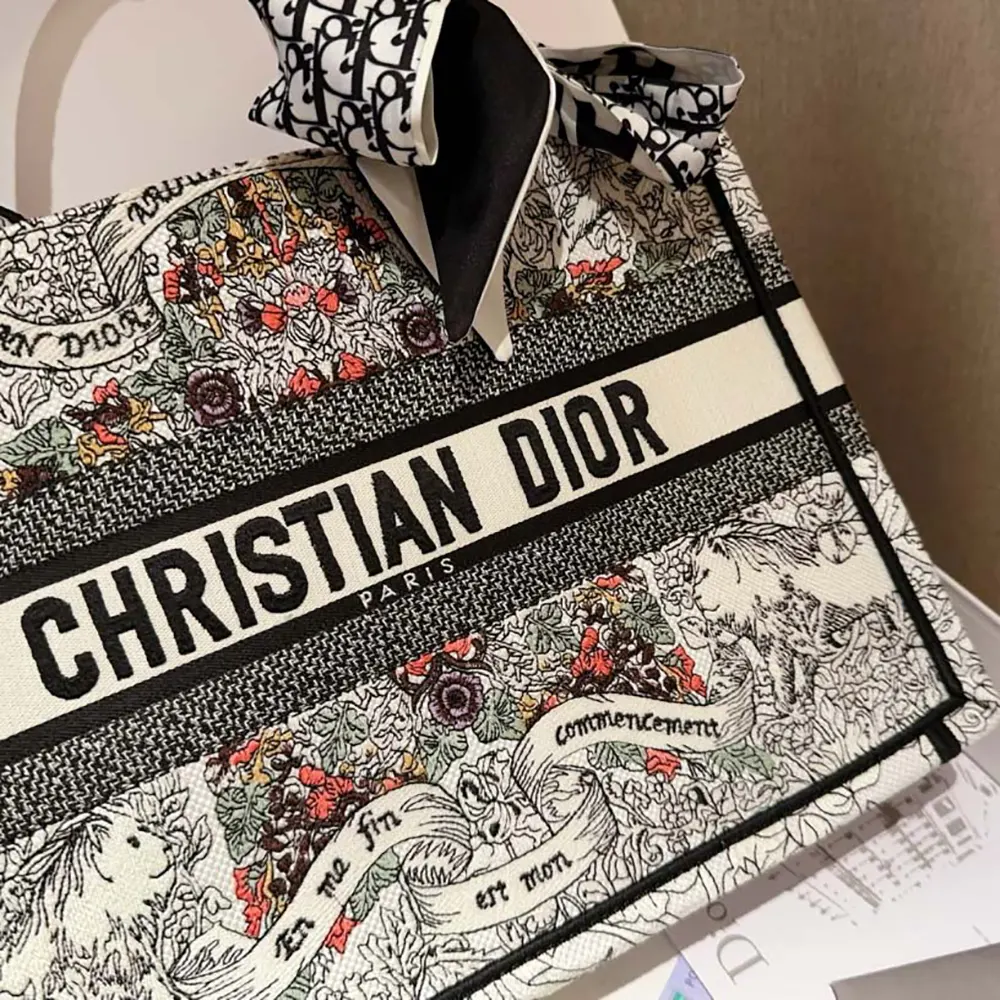 Dior Women Medium Dior Book Tote Latte Embroidery - image 7