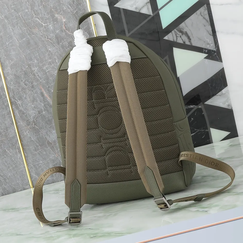 Dior Unisex Rider 2.0 Zipped Backpack Khaki Dior Gravity Leather and Khaki Grained Calfskin - image 4