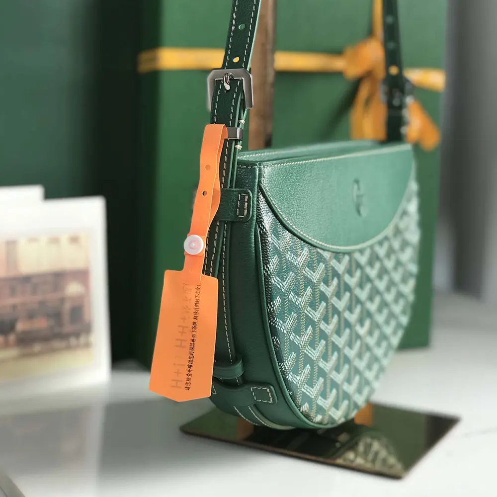Goyard Unisex Hirondelle Bag-Green - image 4