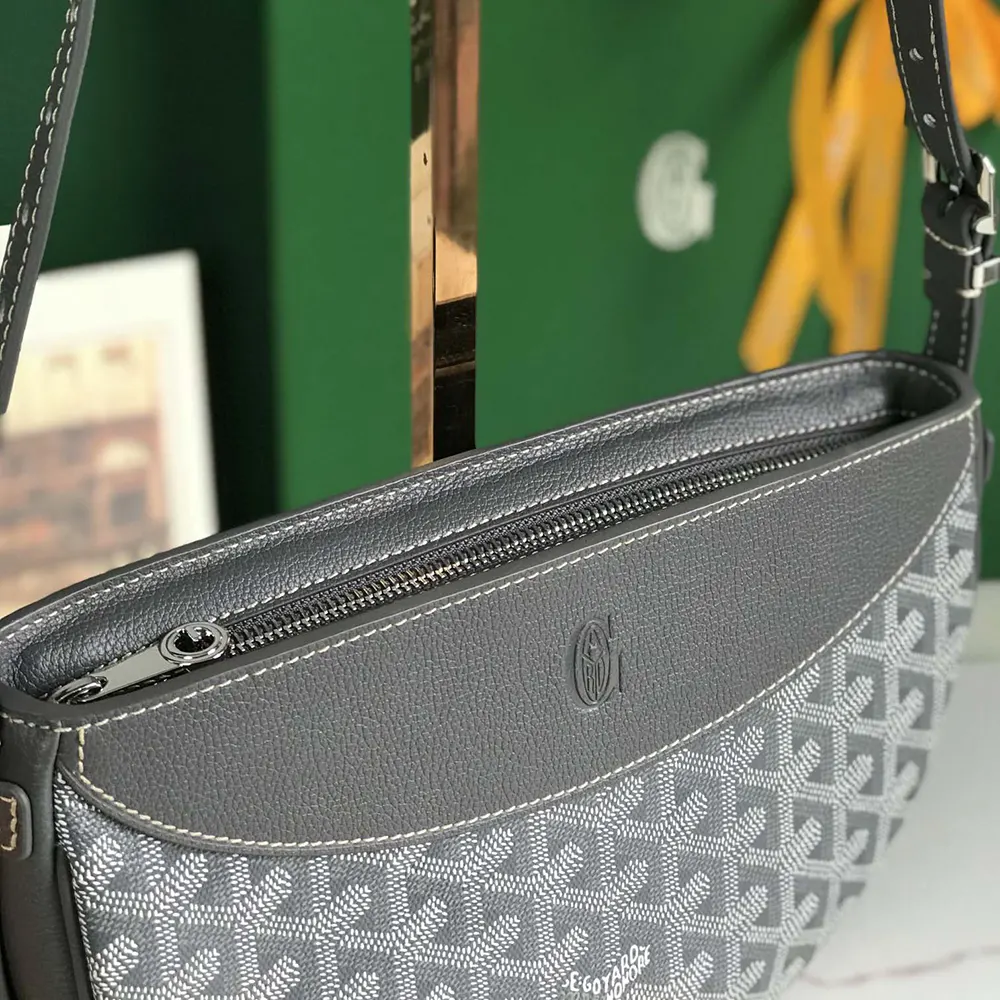 Goyard Unisex Hirondelle Bag-Grey - image 5