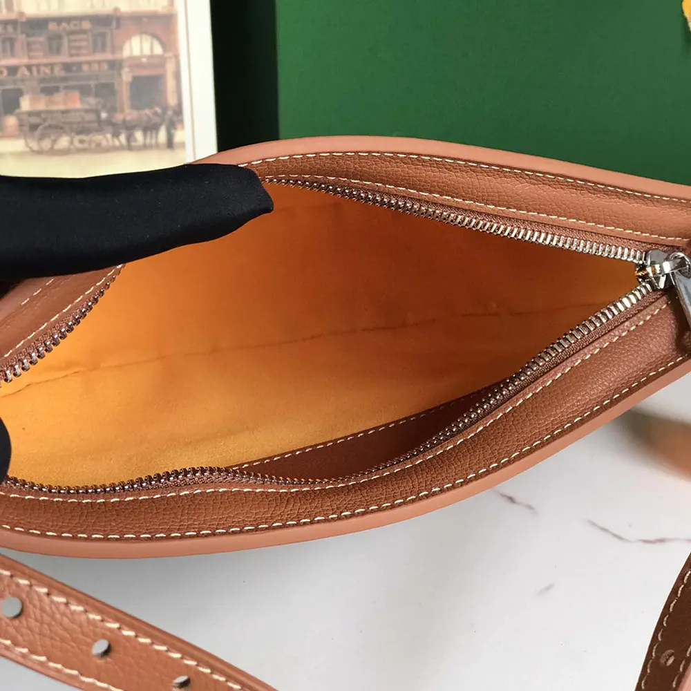 Goyard Unisex Hirondelle Bag-Tan - image 9