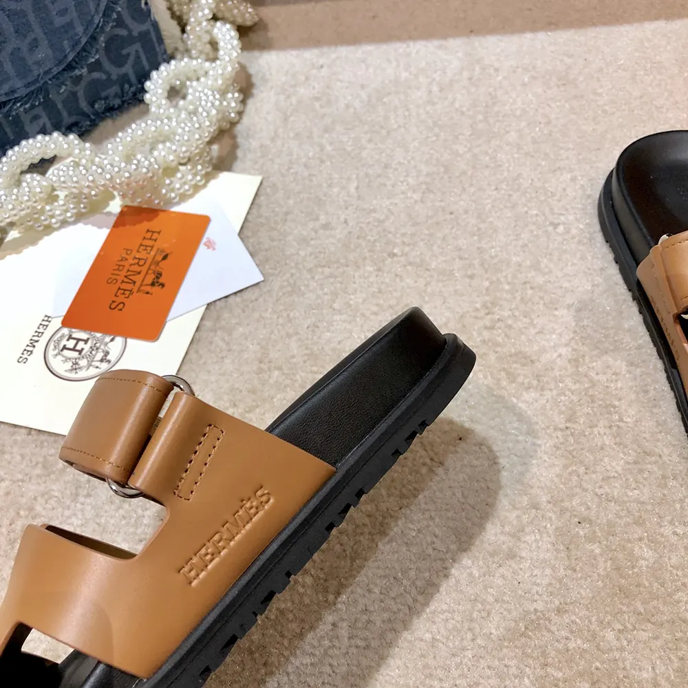 Hermes Unisex Chypre Sandal-Brown H222299ZvA3360 - image 9