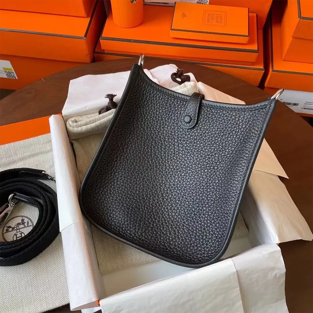 Hermes Women Evelyne 16 Amazone in Clemence Leather-Black/Silver - image 5