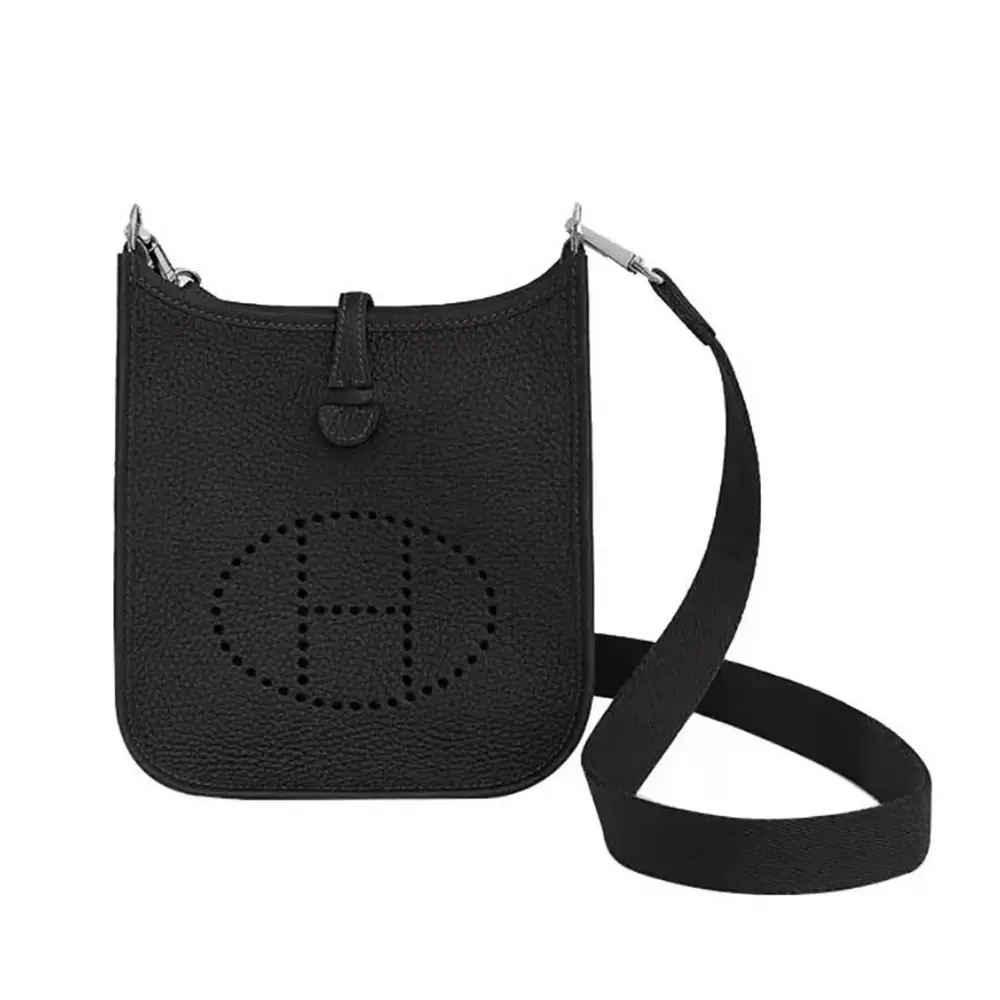 Front view of Hermes Women Evelyne 16 Amazone black leather bag