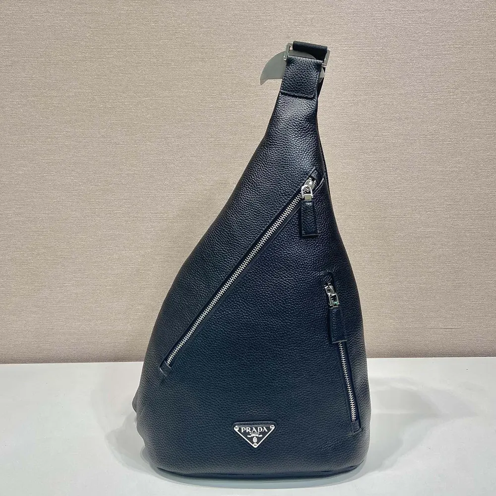 Close-up of matte silver hardware on Prada Men Cross Leather Bag-Black