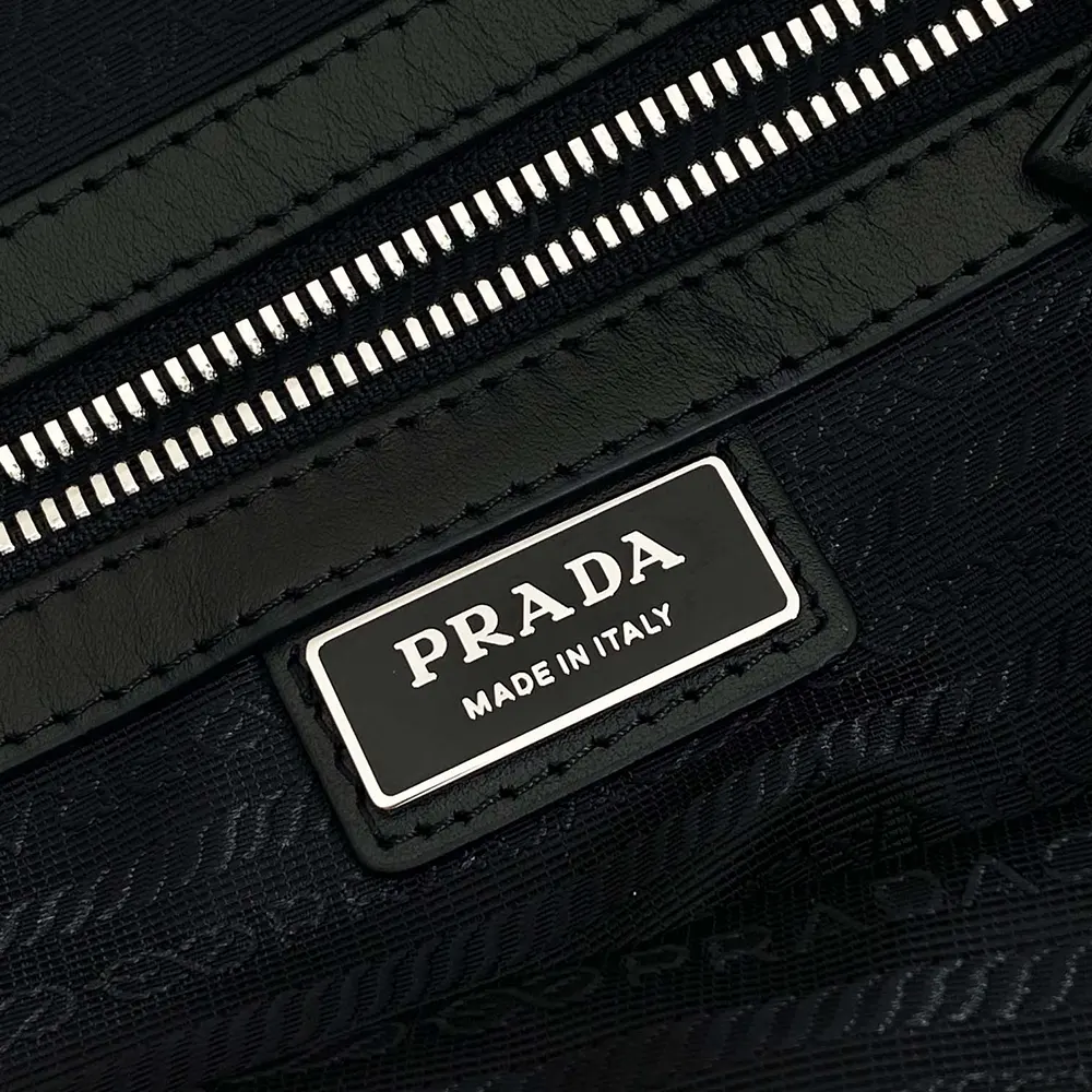 Prada Men Leather Shoulder Bag-Black - image 10