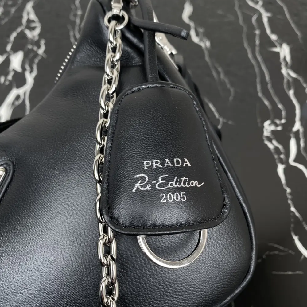 Prada Women Padded Nappa-leather Prada Re-Edition 2005 Shoulder Bag-Black - image 7
