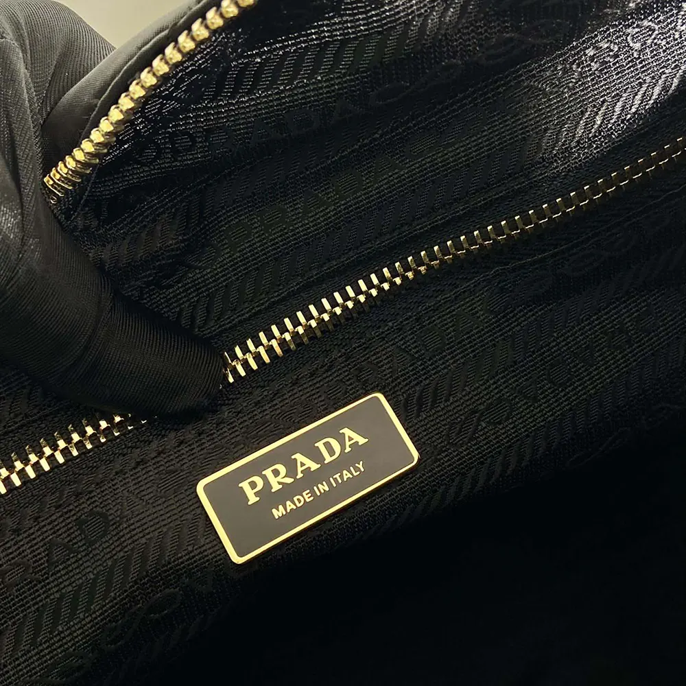 Prada Women Prada Re-Edition 1995 Chaîne Medium Re-Nylon Tote Bag-Black - image 10