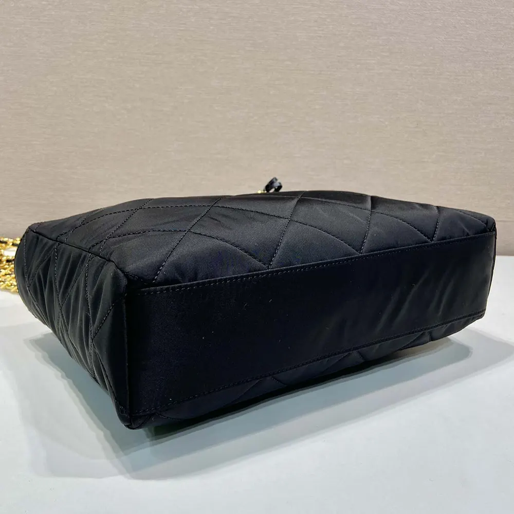 Prada Women Prada Re-Edition 1995 Chaîne Medium Re-Nylon Tote Bag-Black - image 7