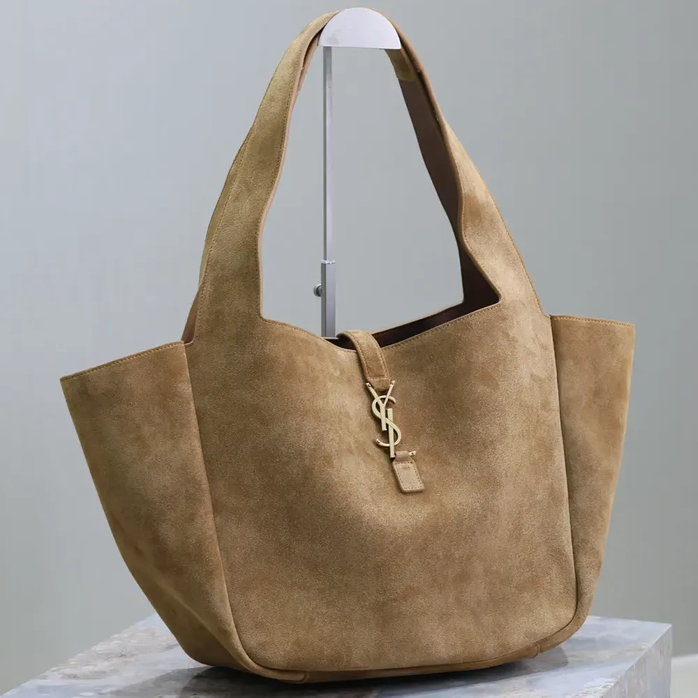 Side angle showing silhouette of Saint Laurent YSL Women Le 5 à 7 Bea in Suede
