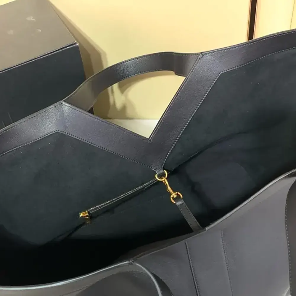 Saint Laurent YSL Women Y Tote in Leather - image 6
