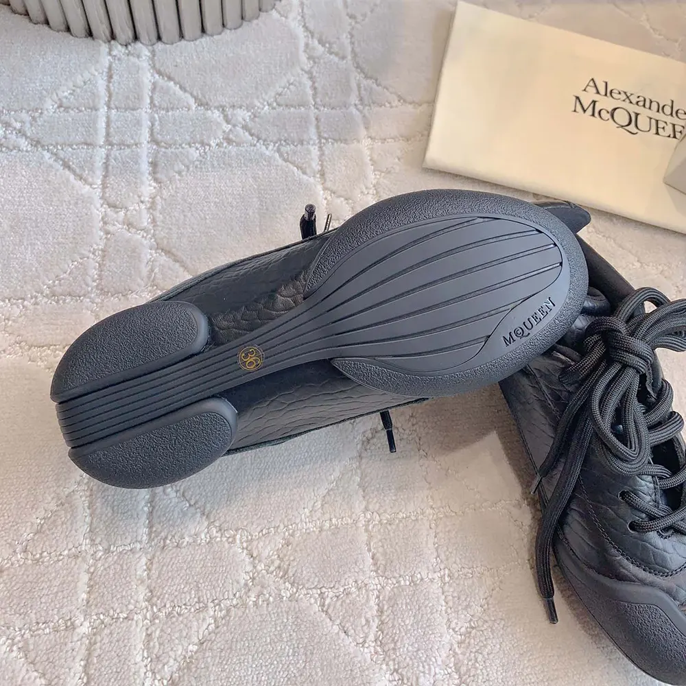 Alexander Mcqueen Unisex Flexion Sneaker in Black - image 10
