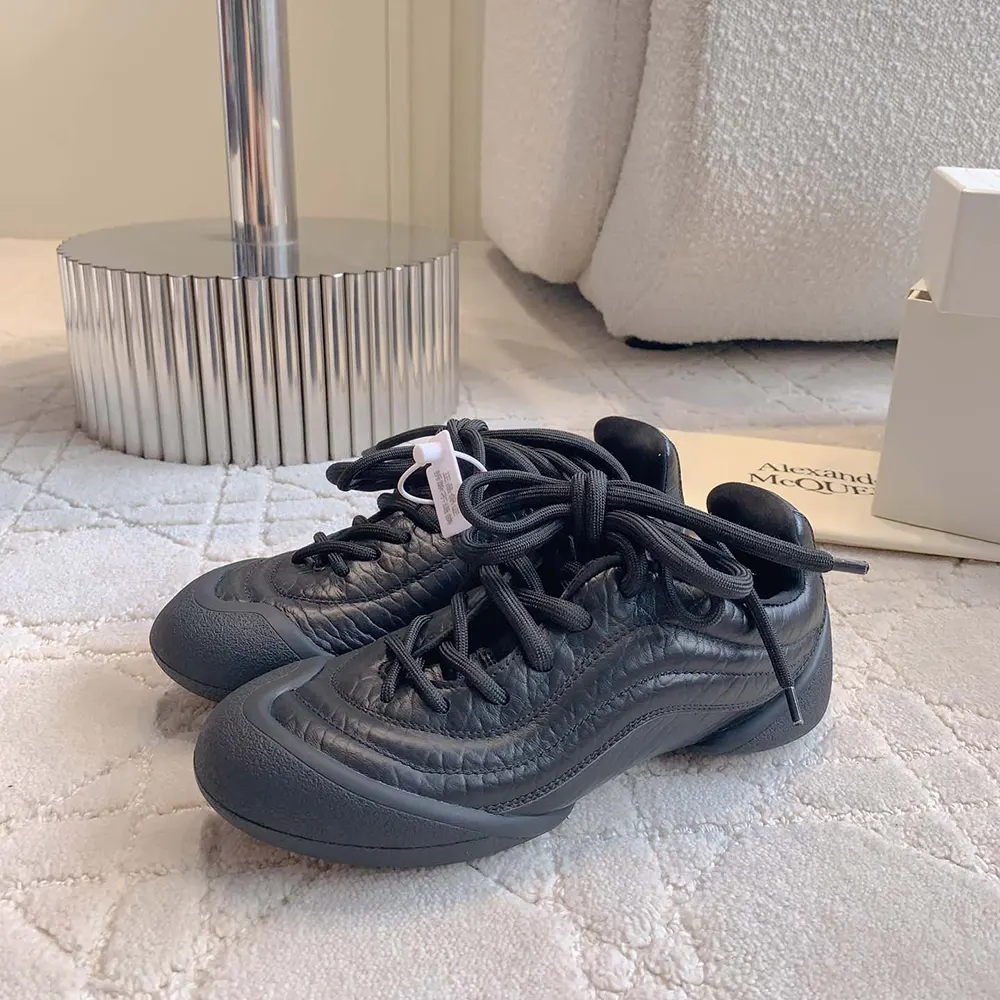 Alexander Mcqueen Unisex Flexion Sneaker in Black - image 4