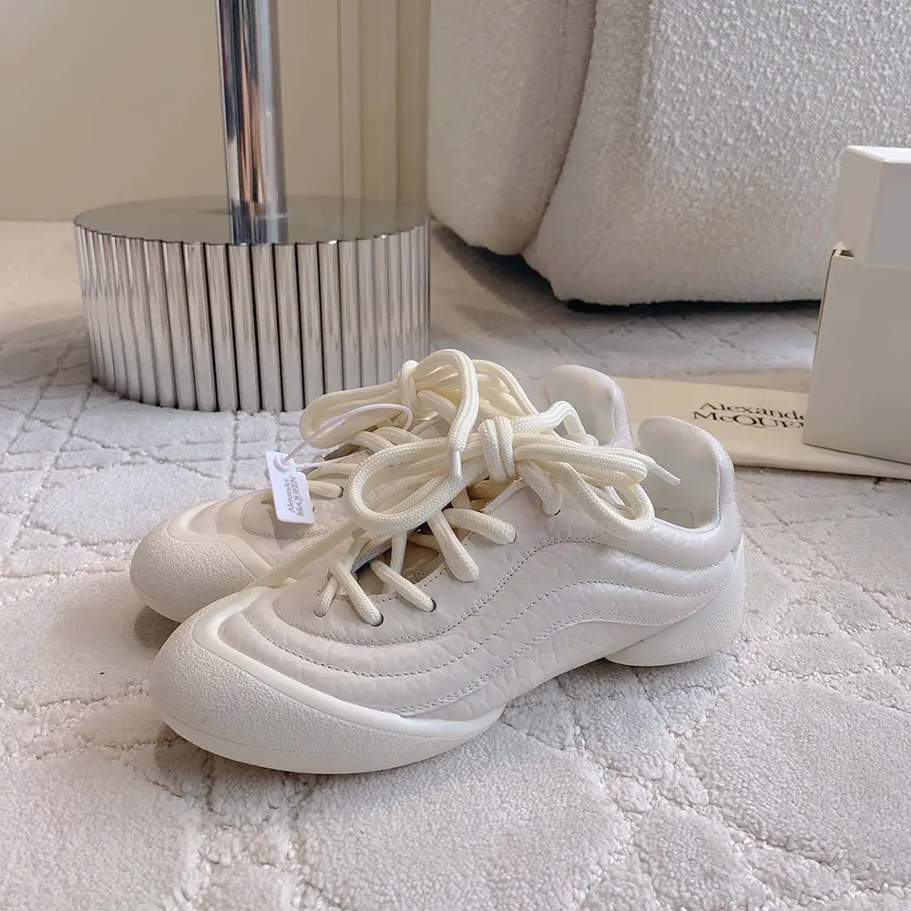 Alexander Mcqueen Unisex Flexion Sneaker in Off White - image 4