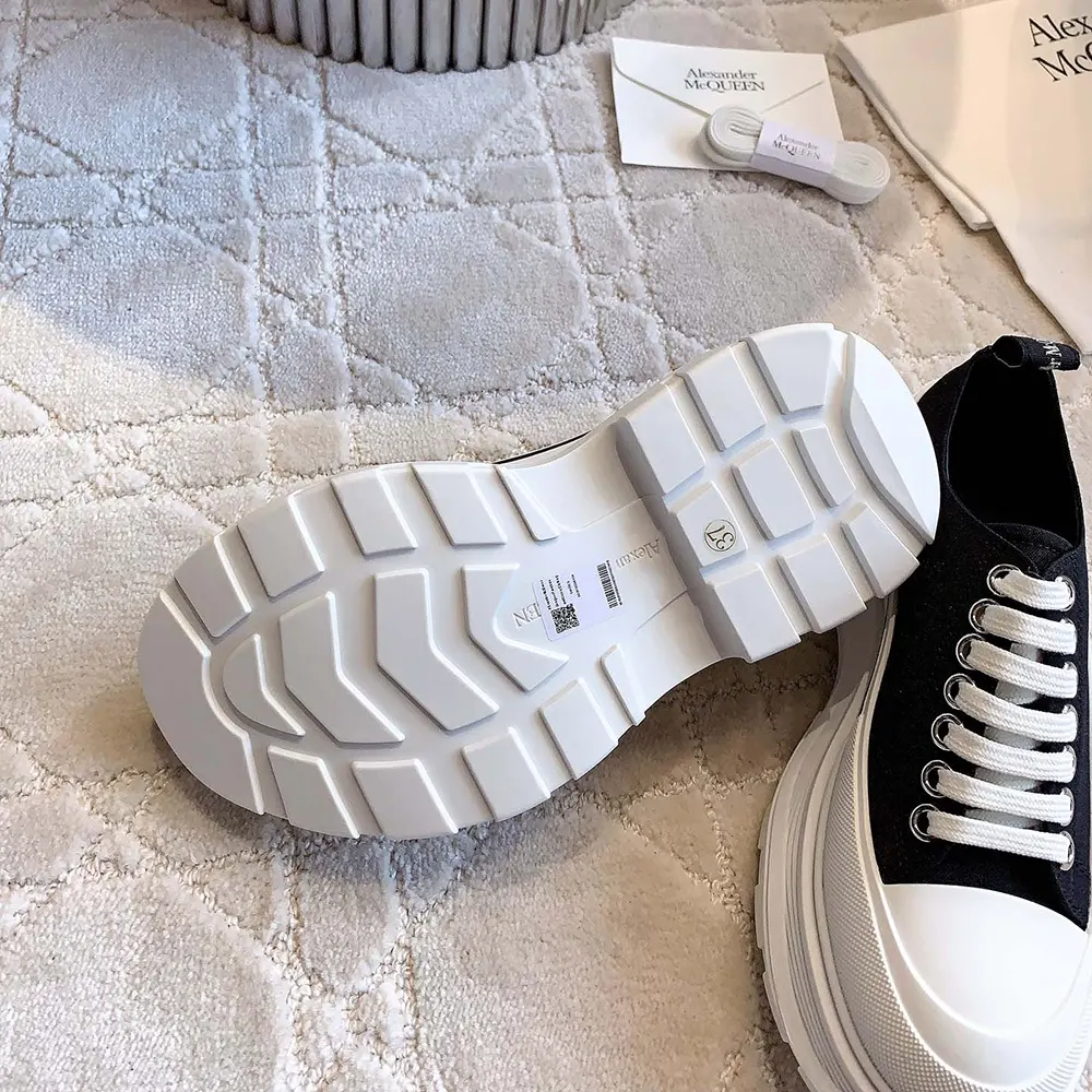 Alexander Mcqueen Unisex Tread Slick Lace Up in Black/White - image 10
