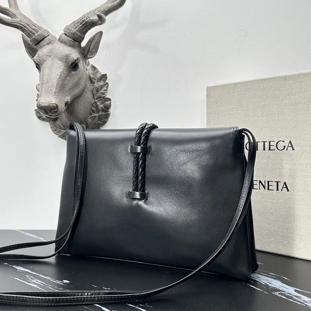 Bottega Veneta Women Liberta Cross-body Bag in Smooth Calf Leather-Black - image 4