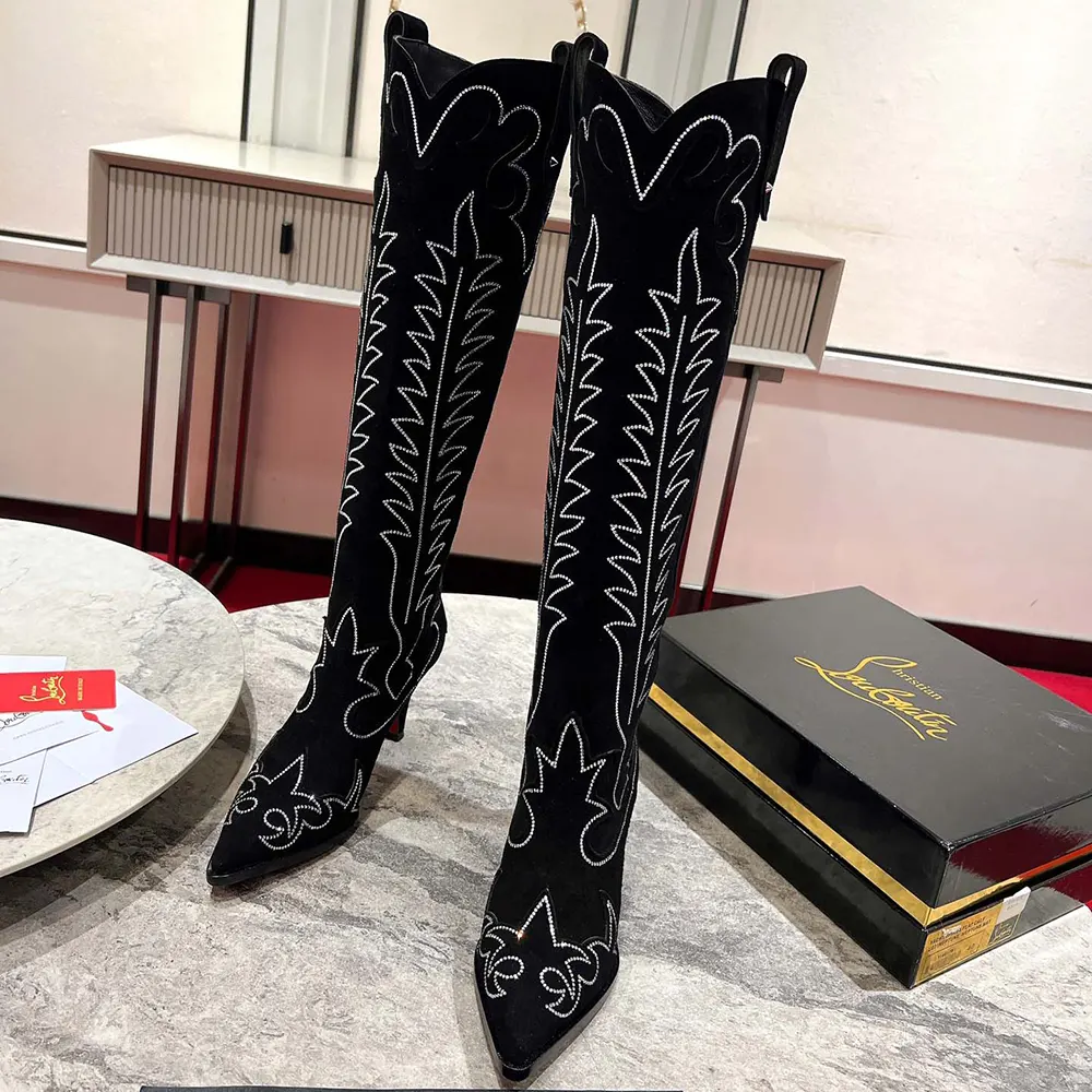 Close-up detail of strass crystals on Santia Botta Strass black boots