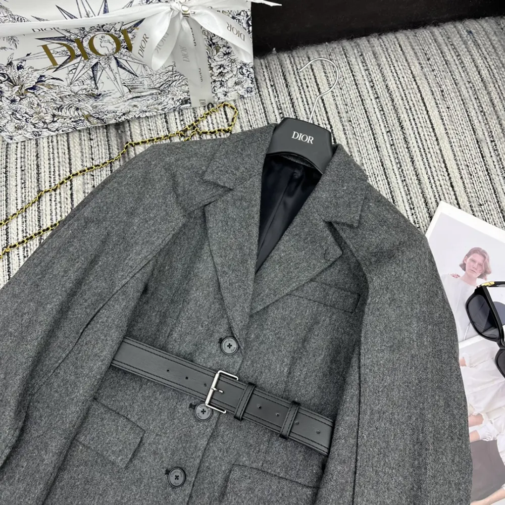 Dior Women Belted Jacket with Removable Scarf Gray Virgin Wool Tweed - image 5