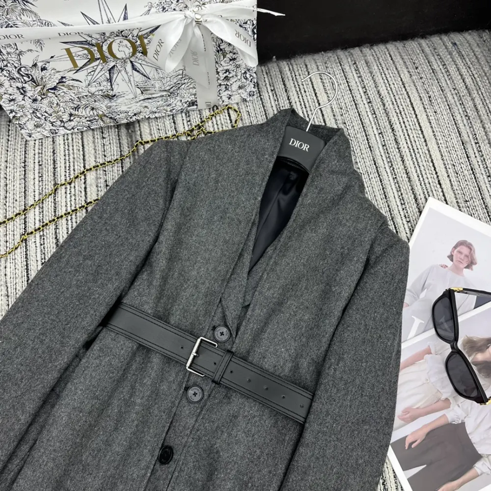 Dior Women Belted Jacket with Removable Scarf Gray Virgin Wool Tweed - image 6
