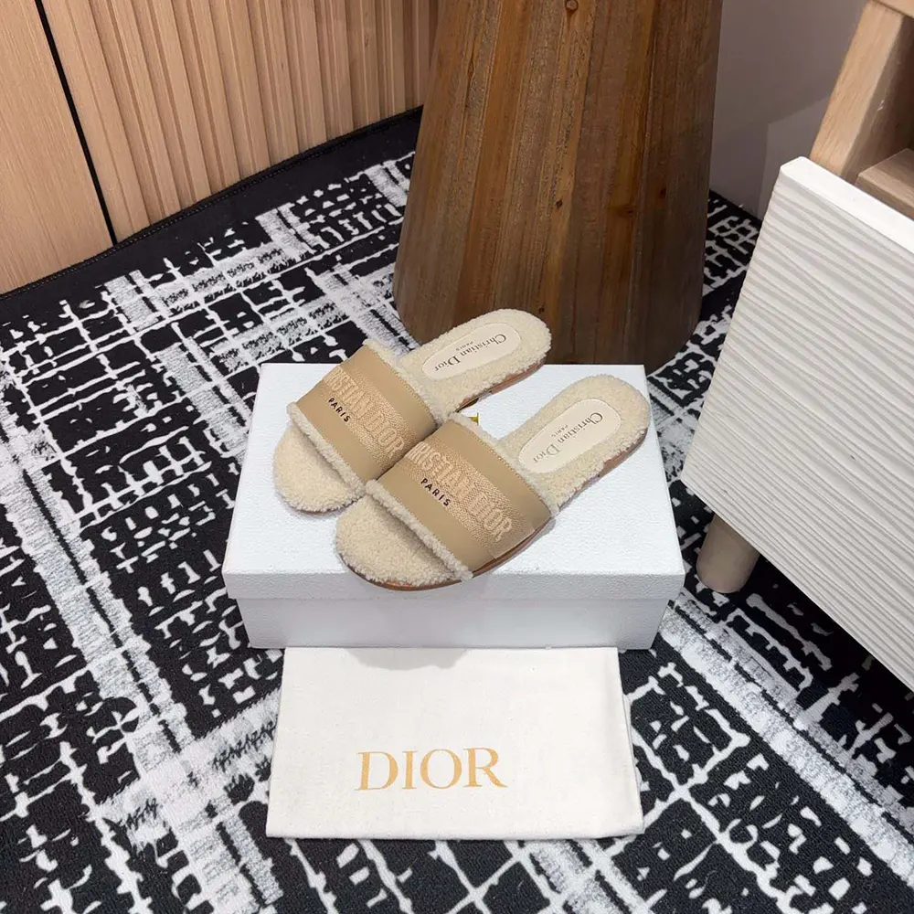 Dior Women Dway Slide Beige Calfskin and Embroidered Cotton - image 4
