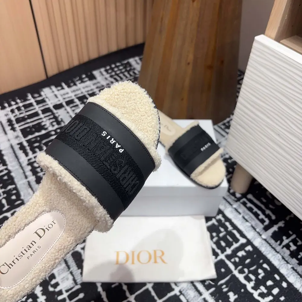 Dior Women Dway Slide Black Calfskin and Embroidered Cotton - image 8