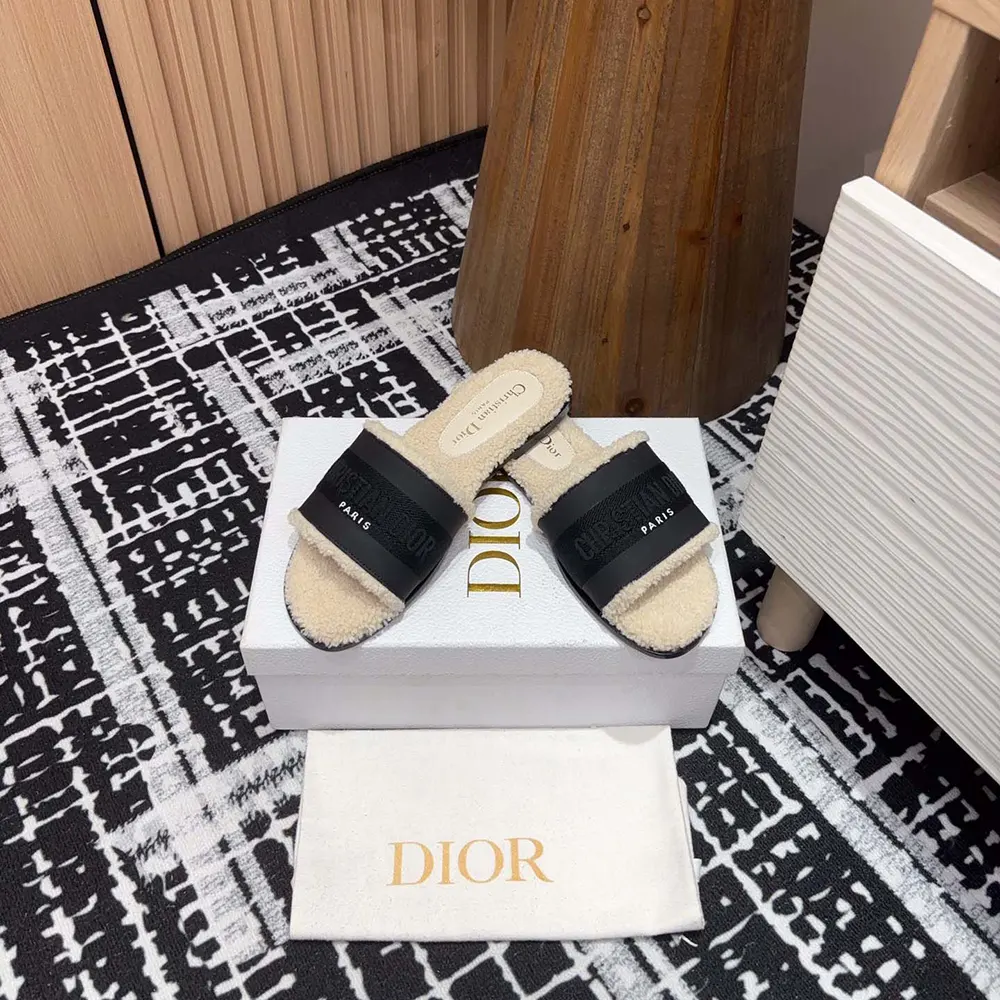 Dior Women Dway Slide Black Calfskin and Embroidered Cotton - image 6