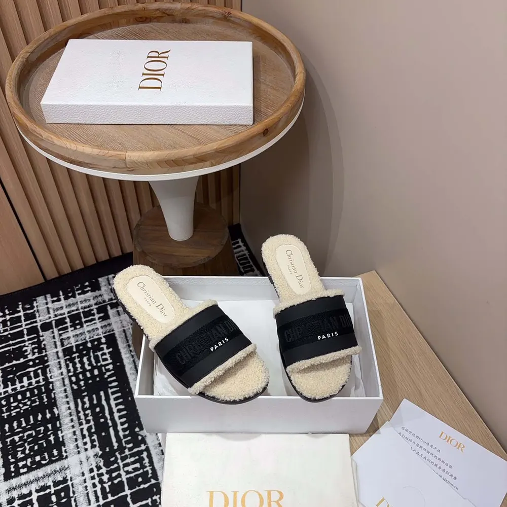 Dior Women Dway Slide Black Calfskin and Embroidered Cotton - image 5