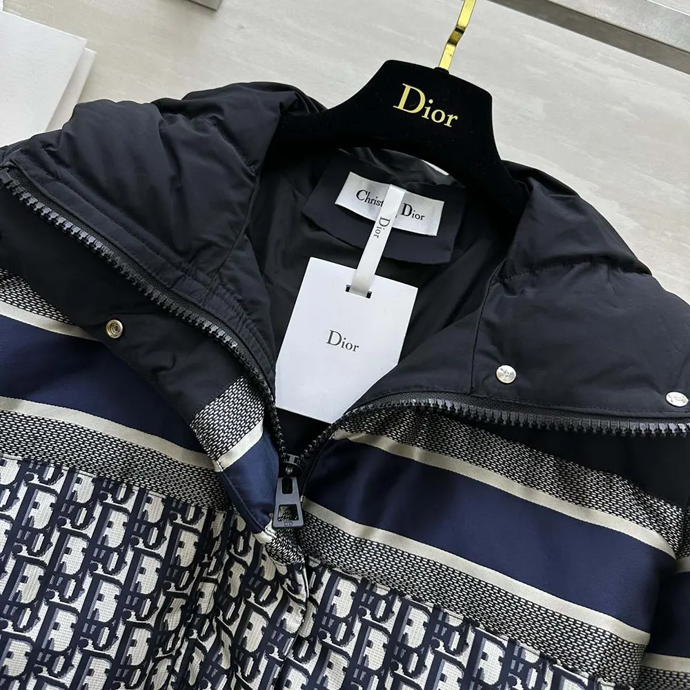 Dior Men Reversible Cropped Puffer Jacket Blue and Ecru Dior Oblique Quilted Technical Taffeta - image 6