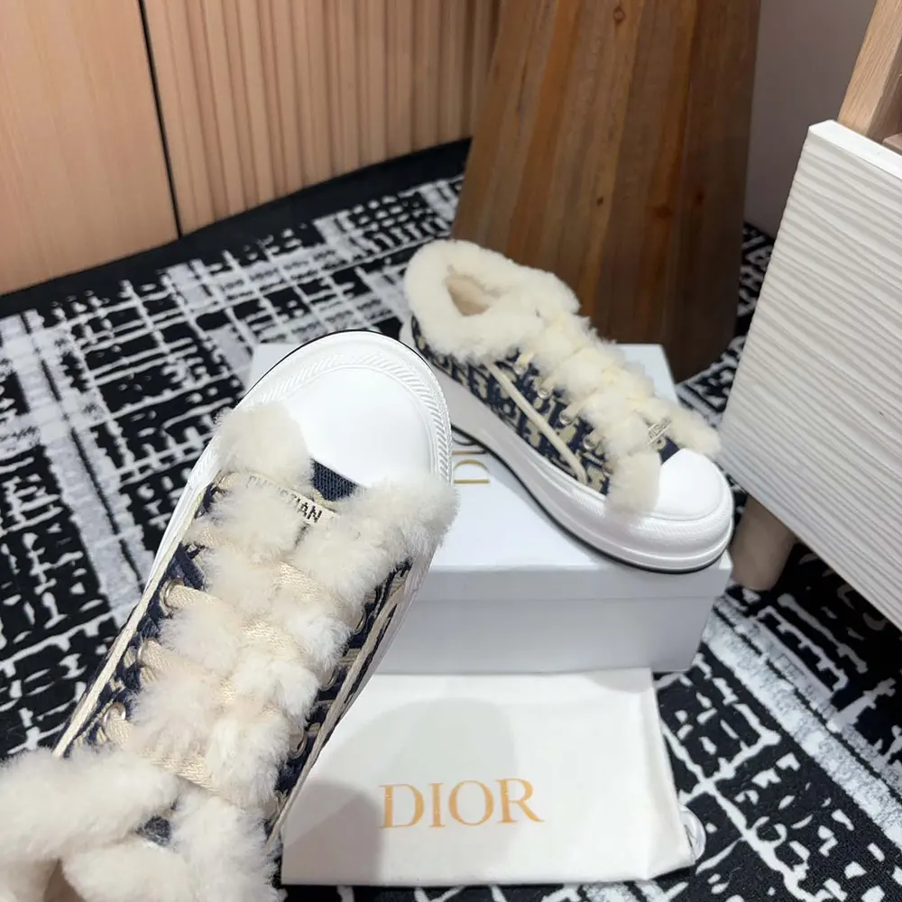 Dior Women Walk’n’Dior Platform Sneaker Deep Blue Dior Oblique Embroidered Cotton - image 7