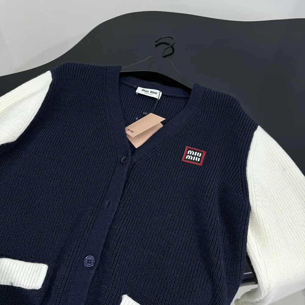 Miu Miu Women Wool and Cashmere Cardigan - image 10