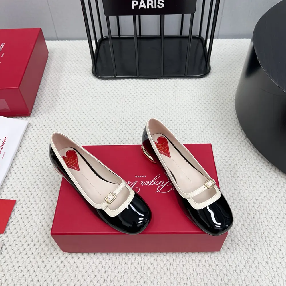 Roger Vivier Women Viv’ Podium Ballerinas in Patent Leather-Black - image 4