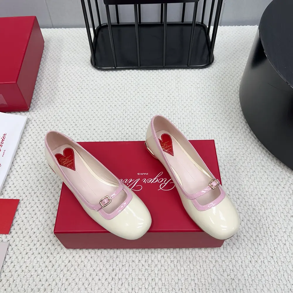 Roger Vivier Women Viv’ Podium Ballerinas in Patent Leather-White - image 4