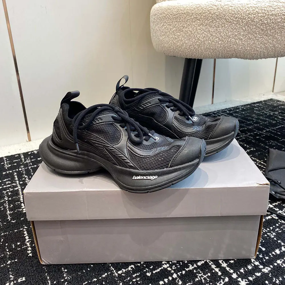 Balenciaga Unisex Circuit Sneaker in Black Polyester - image 4
