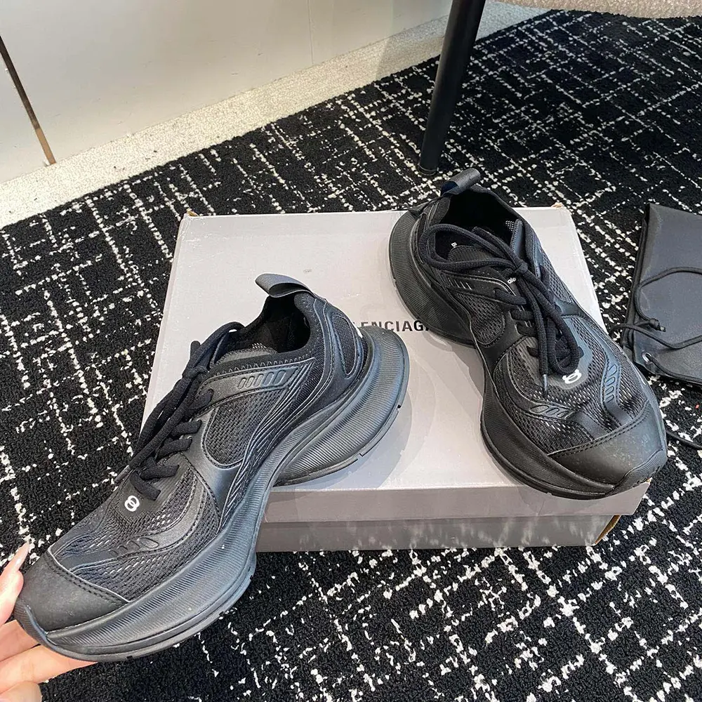 Balenciaga Unisex Circuit Sneaker in Black Polyester - image 5