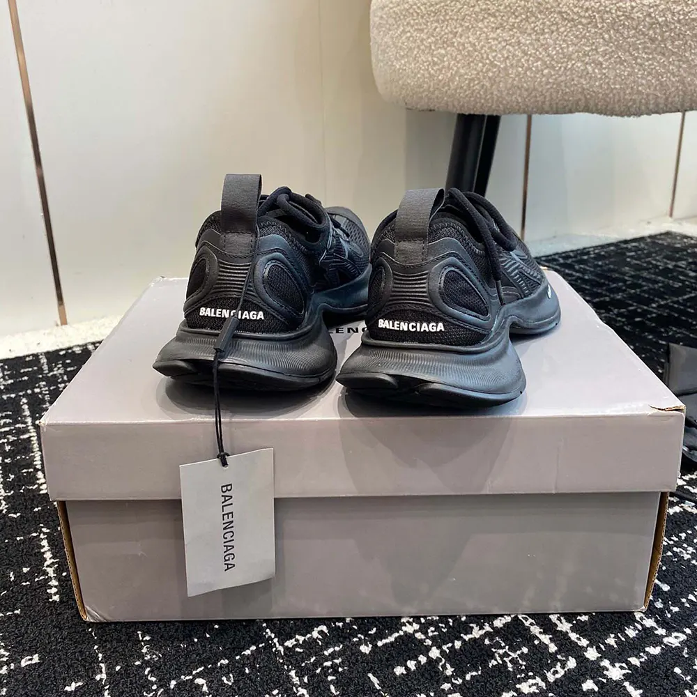 Balenciaga Unisex Circuit Sneaker in Black Polyester - image 9