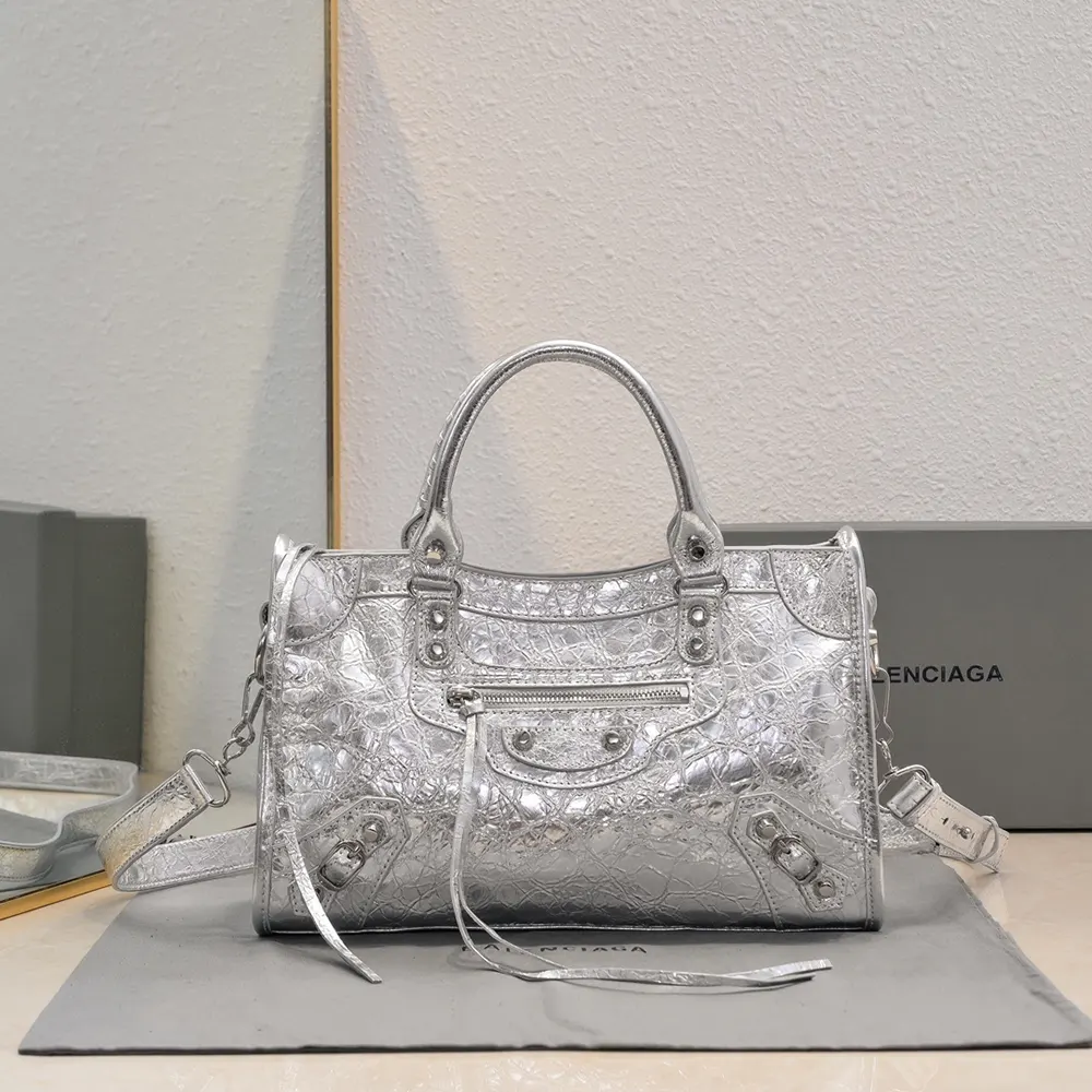 Close-up on silver-toned hardware of Balenciaga Women Le City Medium Bag