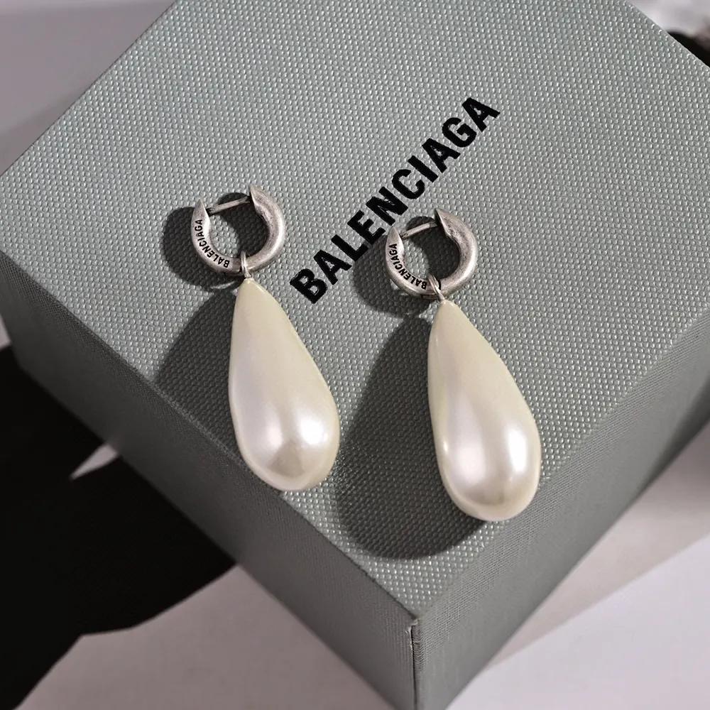 Balenciaga Women Palazzo Pearl Earrings in Antique Silver - image 6