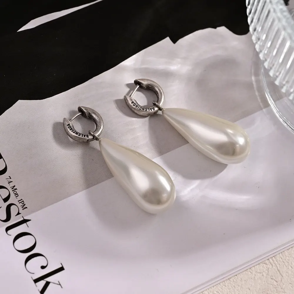 Balenciaga Women Palazzo Pearl Earrings in Antique Silver - image 4