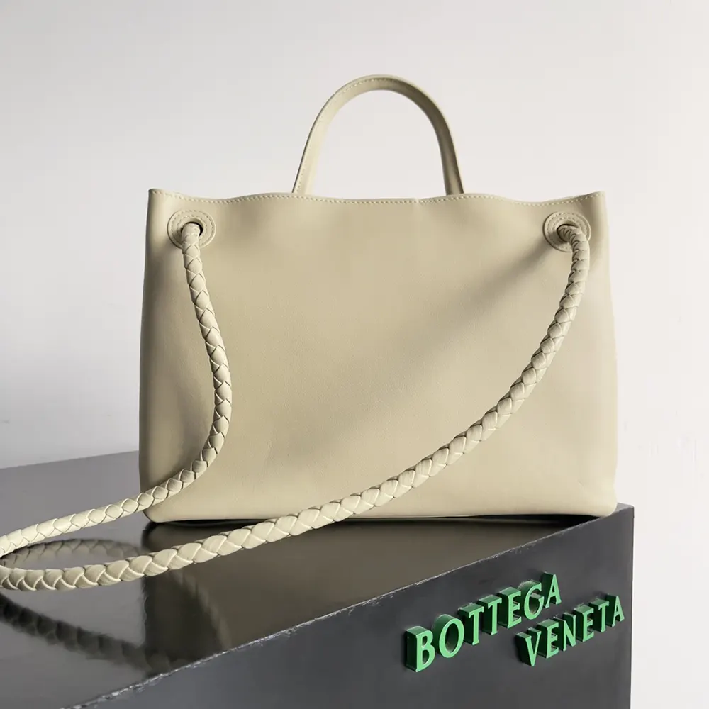Bottega Veneta Women Andiamo in Silky Calf Leather-810214V4O922190 - image 4