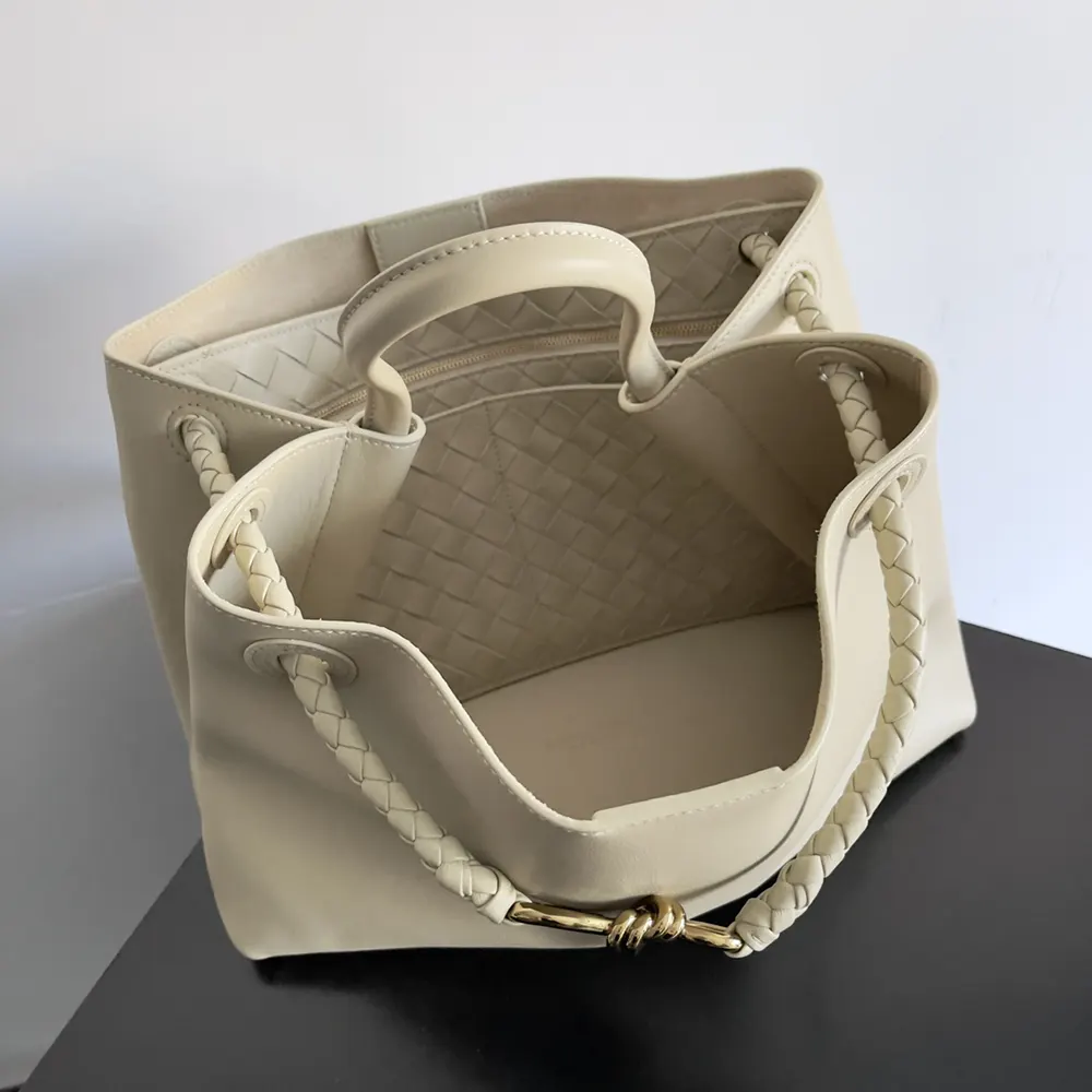 Bottega Veneta Women Andiamo in Silky Calf Leather-810214V4O922190 - image 5