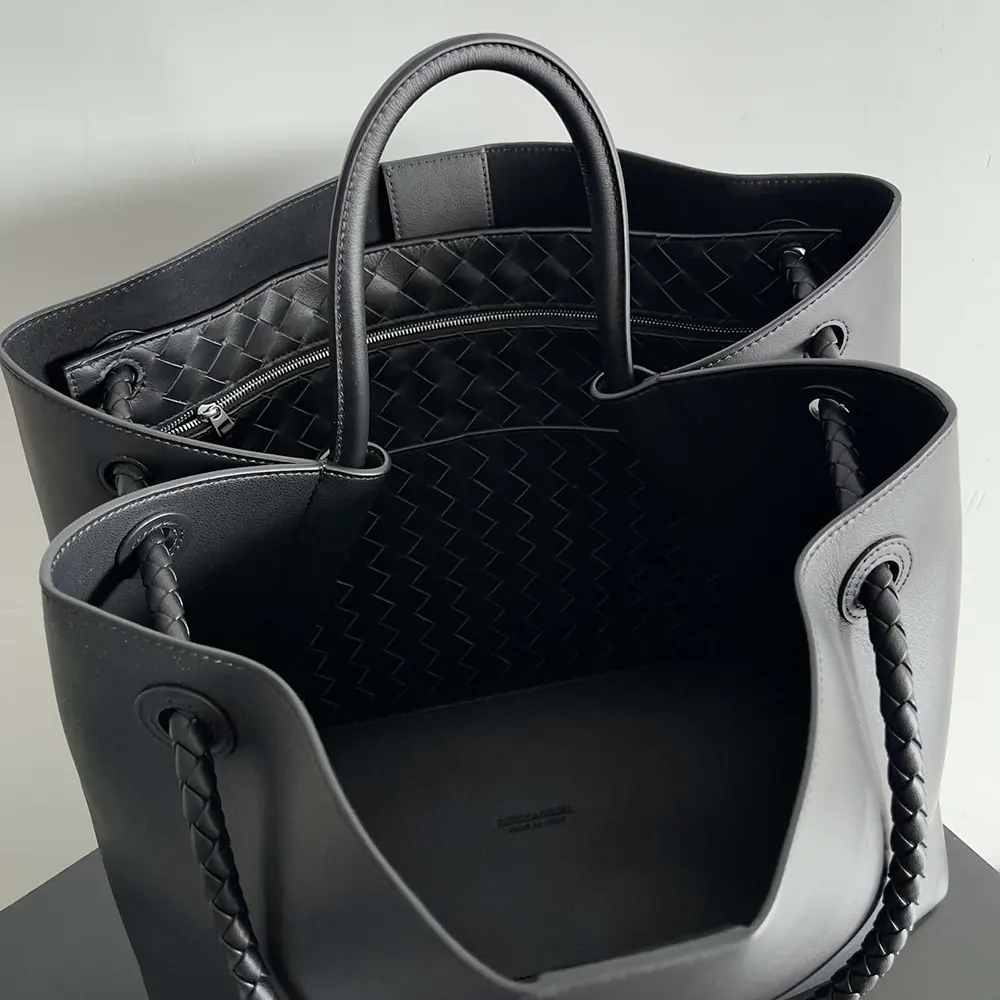 Bottega Veneta Women Large Andiamo in Silky Calf Leather-Black/Silver - image 5